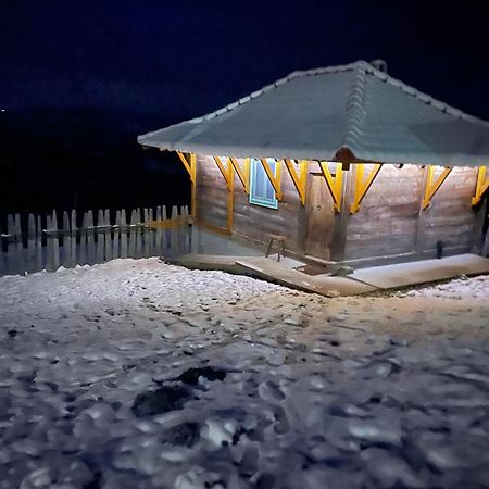 Etno Selo Rajski Konaci Leusici Esterno foto