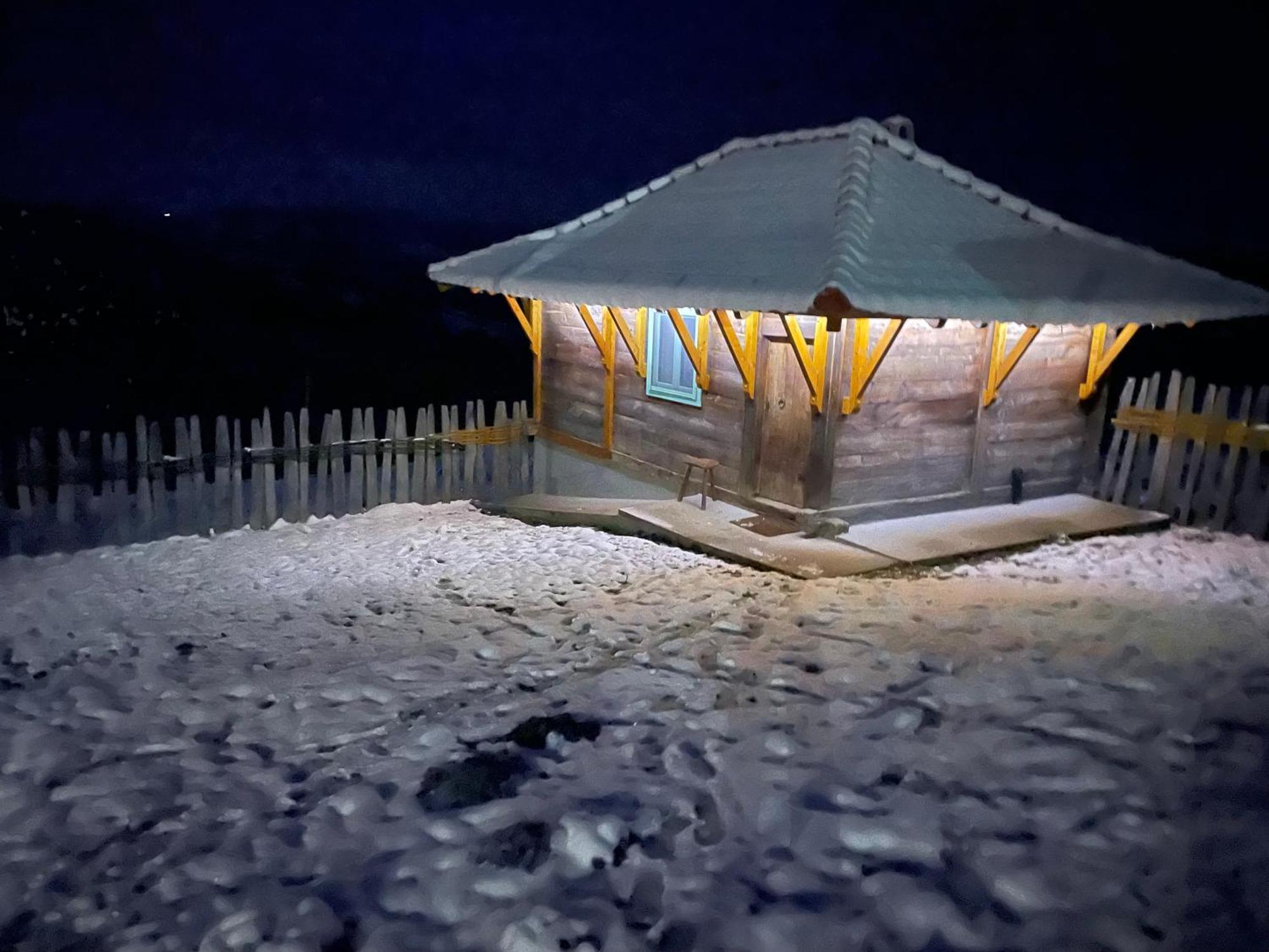 Etno Selo Rajski Konaci Leusici Esterno foto