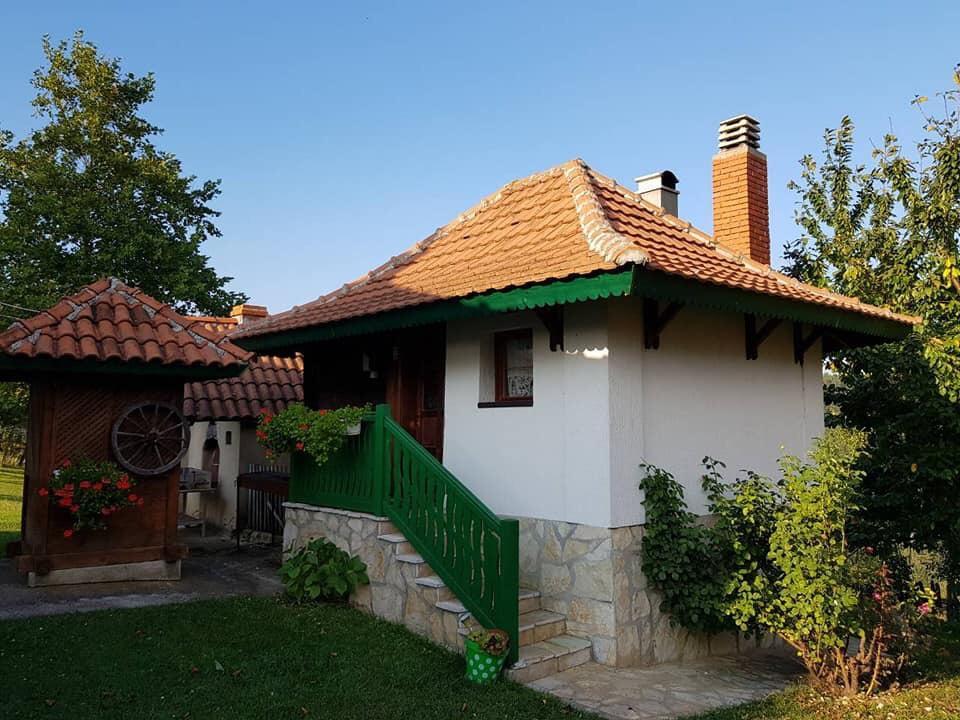 Etno Selo Rajski Konaci Leusici Esterno foto