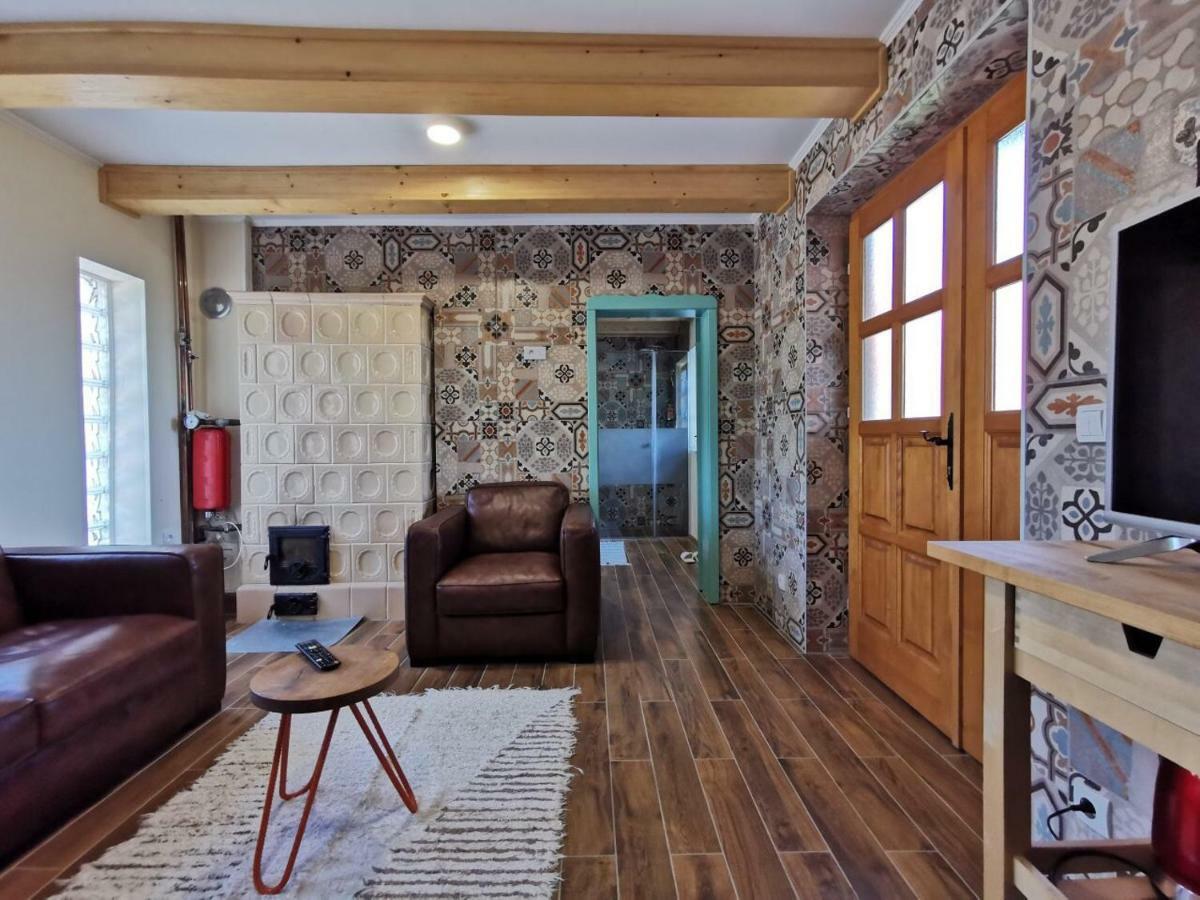 Etno Selo Rajski Konaci Leusici Esterno foto